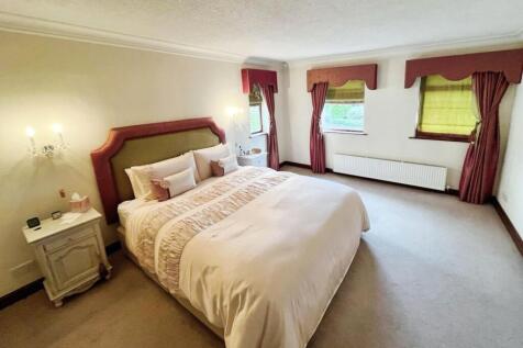 27e32059-Bedroom 20One.jpg