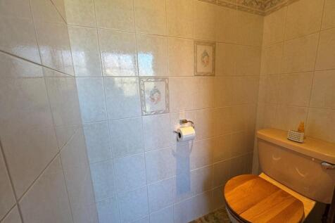 Utility wc.jpg