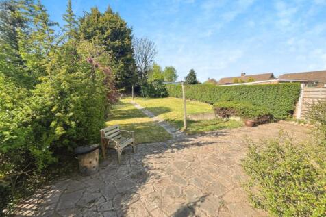783130a2-Rear 20garden 201.jpg