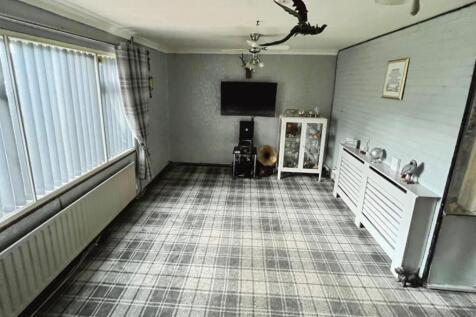 pbox-bedroom-326536.jpg