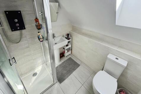 pbox-bathroom-335893.jpg