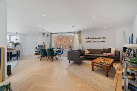  Reception(Main)