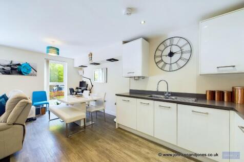 Property Image 5