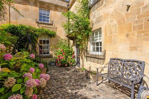 Courtyard Garden