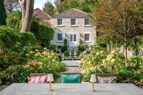 The Mews House