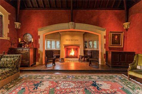 Feature Fireplace