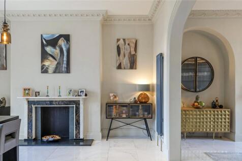Kitchen Feature