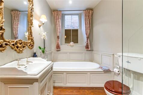 Ground Floor Bathoom