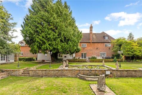 Rear Gardens