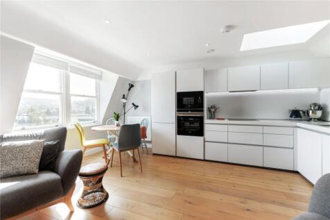 Dining/Kitchen