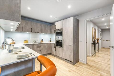 5104 Show Apartment