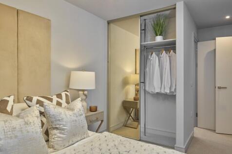 Show Apartment