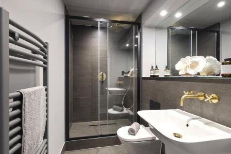 Show Apartment