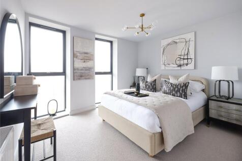 Show Apartment