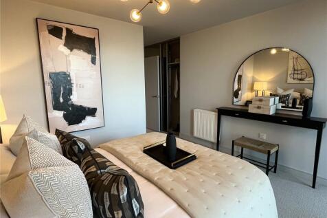 Show Apartment