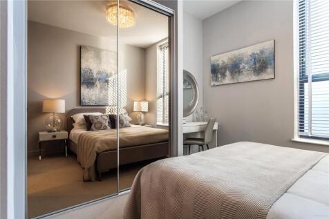 Show Apartment
