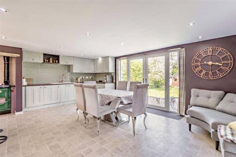 Kitchen/Family Room