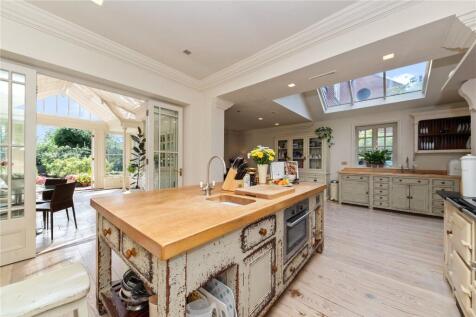 Kitchen/Breakfast
