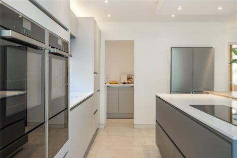 Kitchen/Pantry