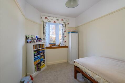 Bedroom 3/Study