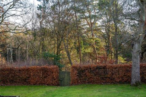 Access To Lade Braes