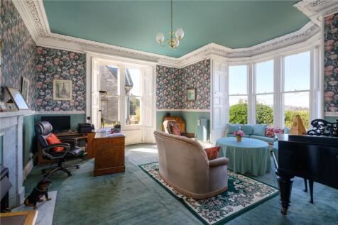 Sitting Room / Study