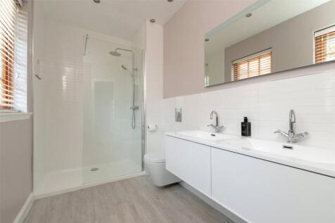 En Suite Shower