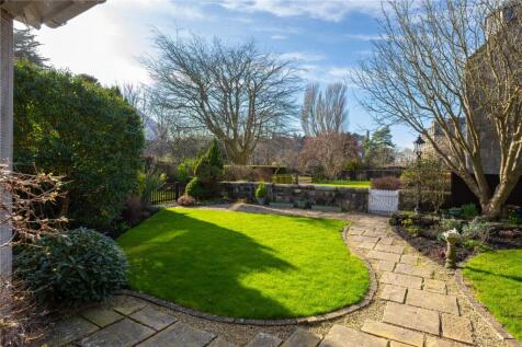 Front Gardens