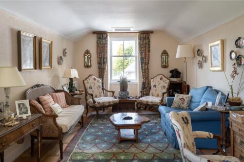 Cottage Drawing Room