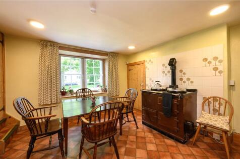 Kitchen / Dining