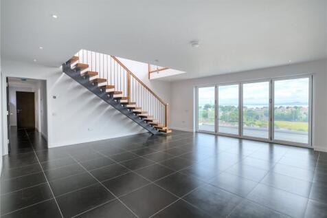 Sitting Room/Kitchen