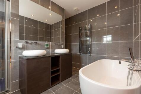 En Suite 2