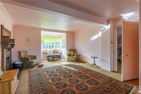 Sitting/Dining Room
