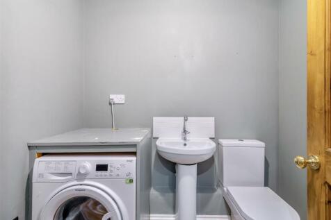 8631004-interior01.jpg