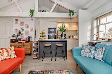 Kitchen/Lounge