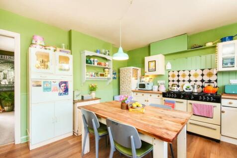Kitchen 3.jpg