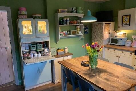 Kitchen 3.jpg