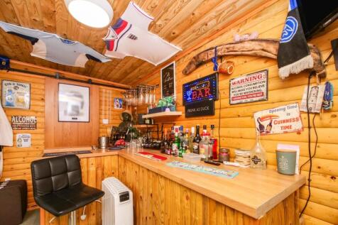 Bar / Office