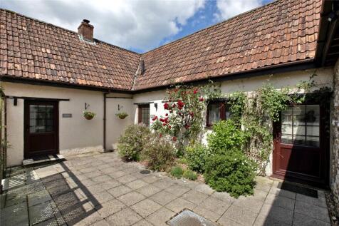 Cottage Courtyard