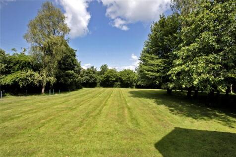 Guest Lawns