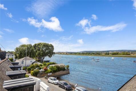 Estuary Views