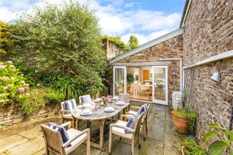 Rear Courtyard