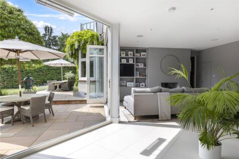 Kitchen/Terrace