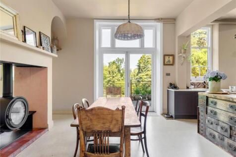 Breakfast Room