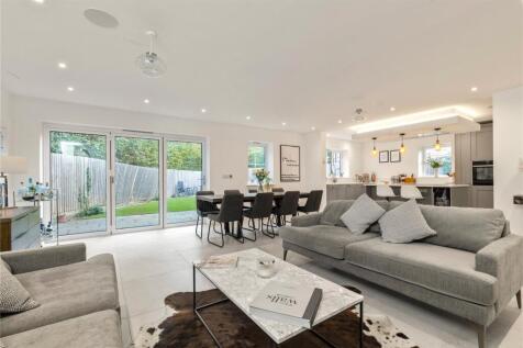 Kitchen/Reception