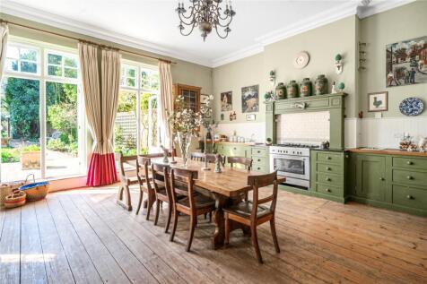 Kitchen/Breakfast Rm