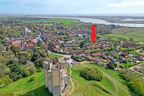 3 Castle View