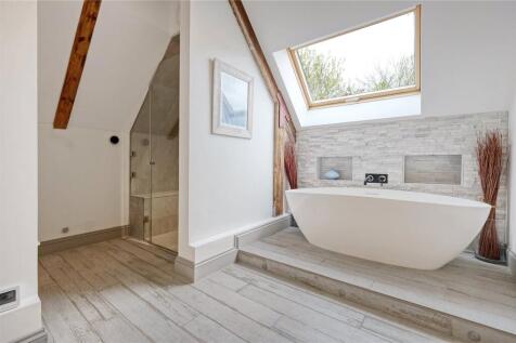 En Suite Bathroom