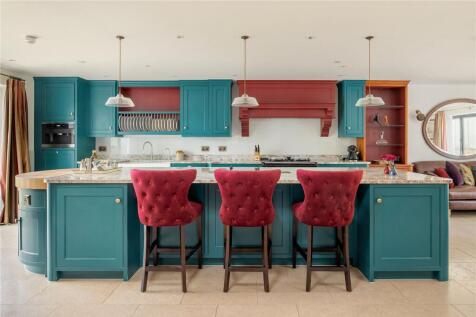 Kitchen/Breakfast Rm