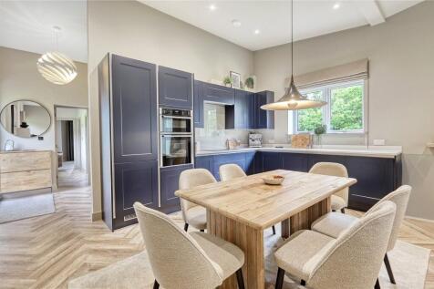 Kitchen/Dining